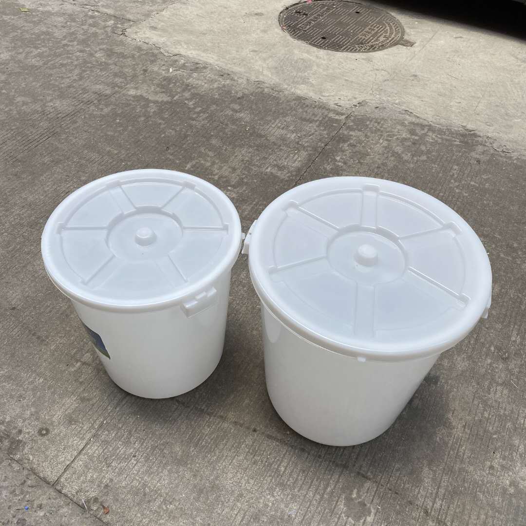 批发加厚塑料水桶圆形带盖大容量储水桶100L200升300升食品大白桶