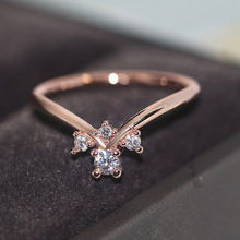 胧月 跨境爆款新品手饰 时尚V型女式戒指 镀玫瑰金镶锆石配饰批发