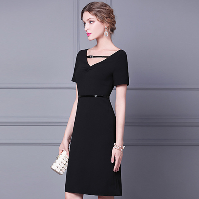 Zhili Hepburn dress 2020 new summer French style retro style with slim waist and V-neck small black skirt