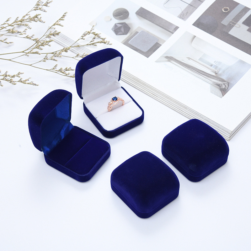 Fashion Solid Color Flannel Earrings Packing Jewelry Box Wholesale display picture 2