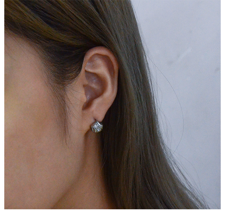 Fashion Trend Different Irregular Curved Small Round Diamond Titanium Steel Earrings display picture 8