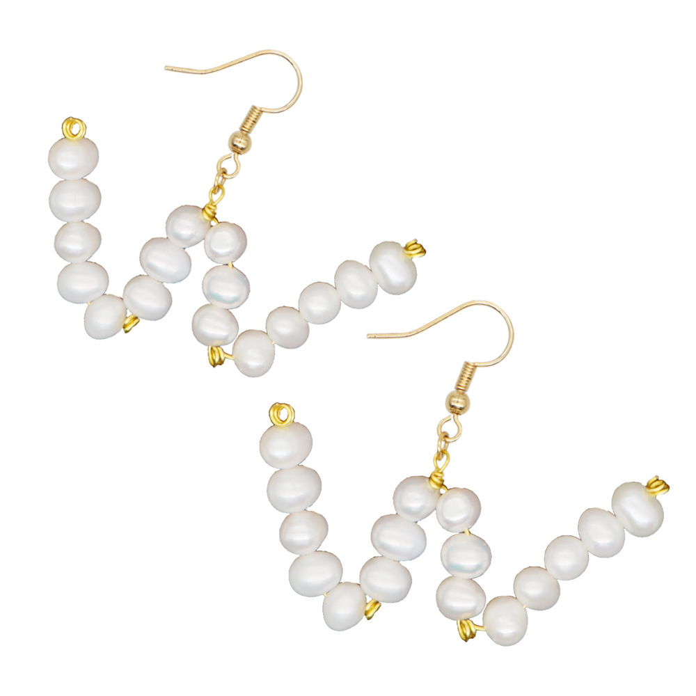 Woven  Letter  Fashion Baroque Natural Freshwater Pearl Earrings Wholesale display picture 15