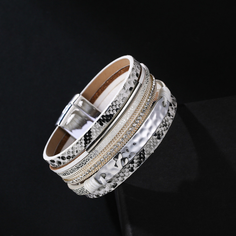 New Bohemian Magnetic Buckle Leather Bracelet display picture 9