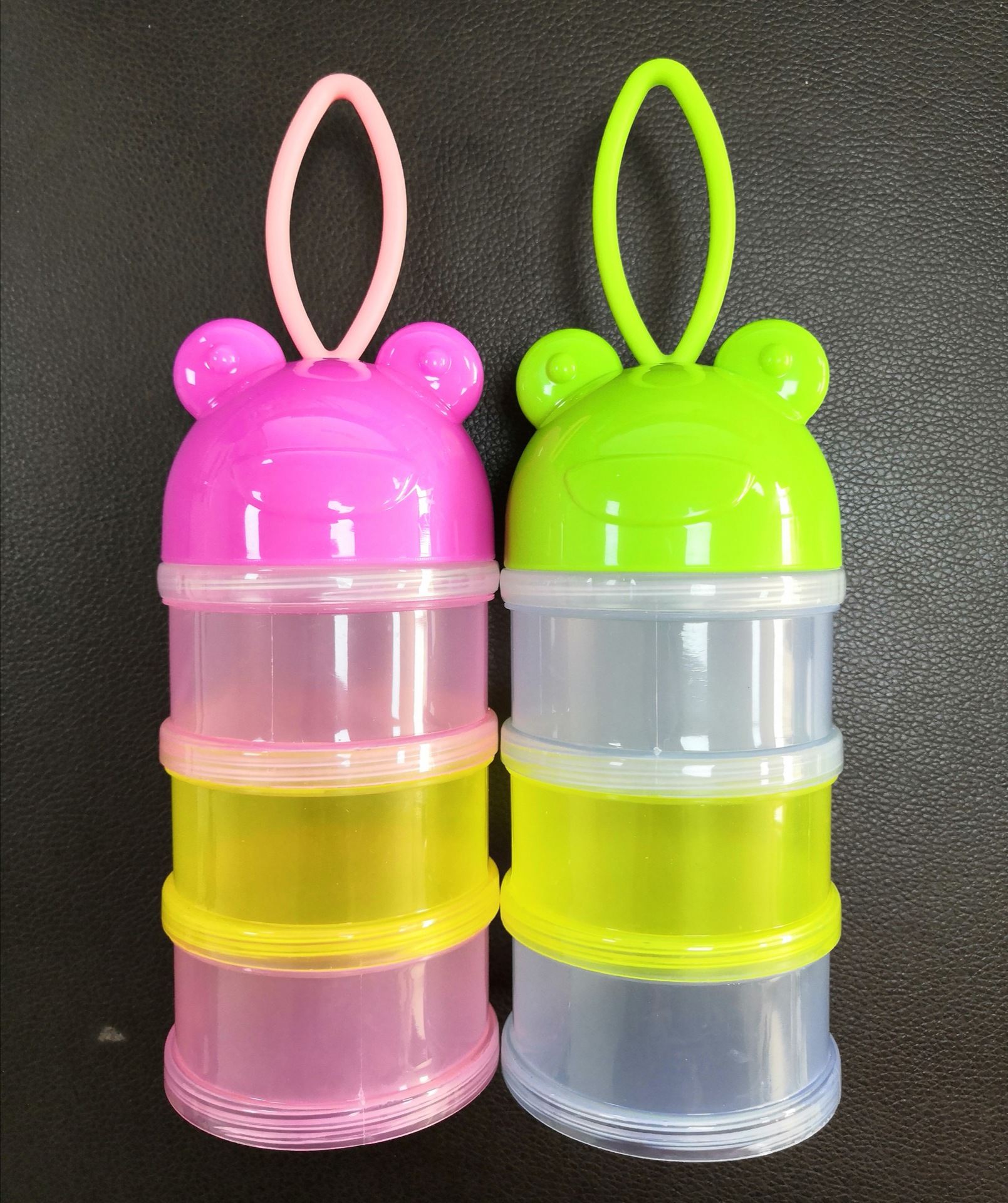 Baby milk powder box independent layered milk powder box portable three-layer milk powder box cartoon lanyard milk powder box