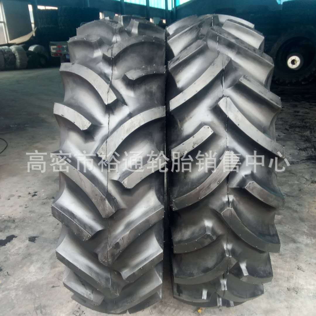 农用拖拉机轮胎13.6-24旱田R-1加密人字花纹雷沃拖拉机16.9-28 34
