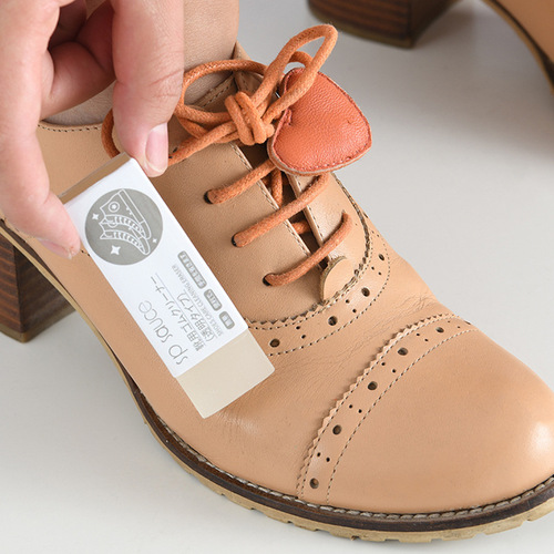 Japanese white shoe artifact, water-free decontamination wipe, student sneakers, leather shoes, dry cleaning eraser, portable cleaning wipe