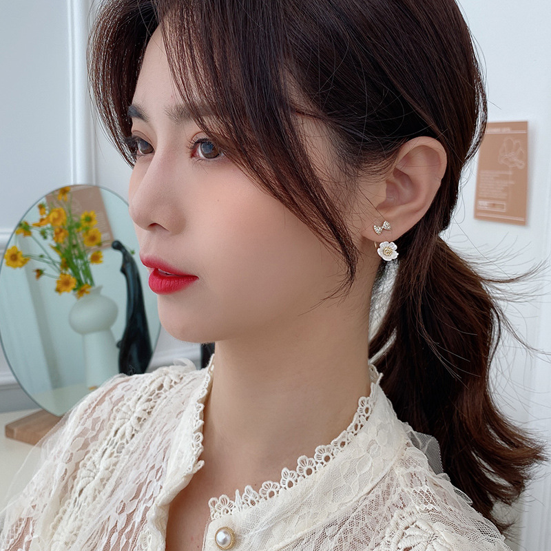 Boucles D&#39;oreilles Pour Femmes Fashion Bowknot Boucles D&#39;oreilles Fille Coréenne Super Fée Nihaojewelry En Gros display picture 2