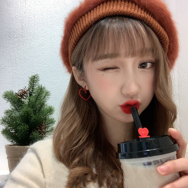 hollow love earrings