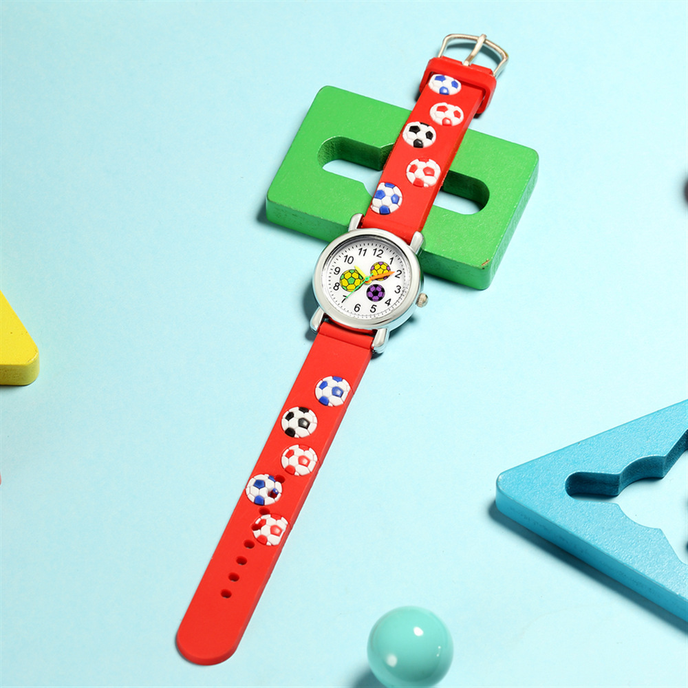 Kinder Cartoon Uhr 3d Geprägtes Plastik Band Fußball Muster Studenten Uhr Niedliche Studenten Geschenk Uhr display picture 13