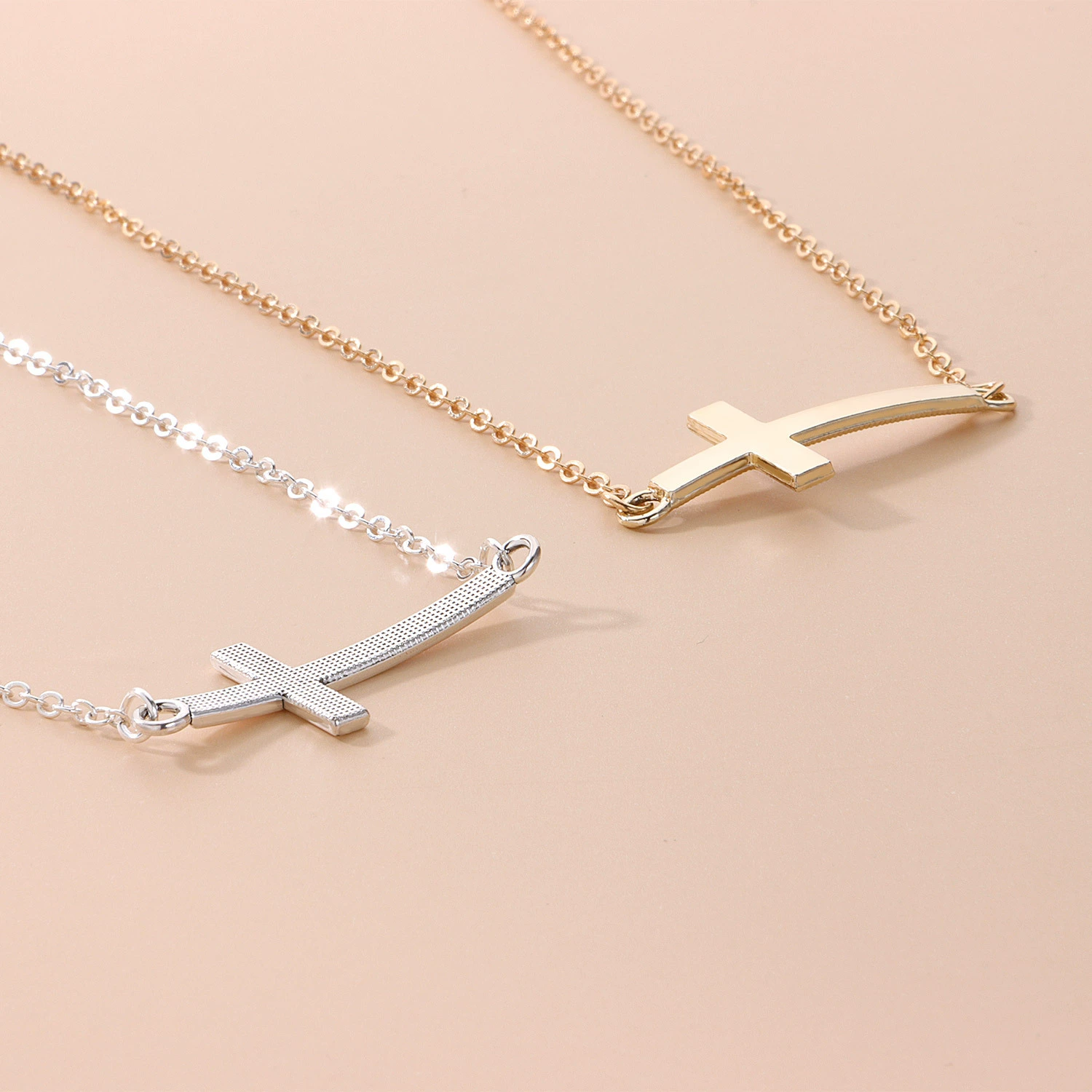 Пояс-цепочка (body chain) с крестом, 60–80 см, золотой или серебристый