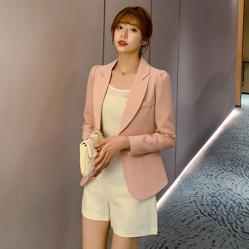 西服女上衣2020秋季新款韩版休闲时尚泡泡袖西装外套短款小个子潮