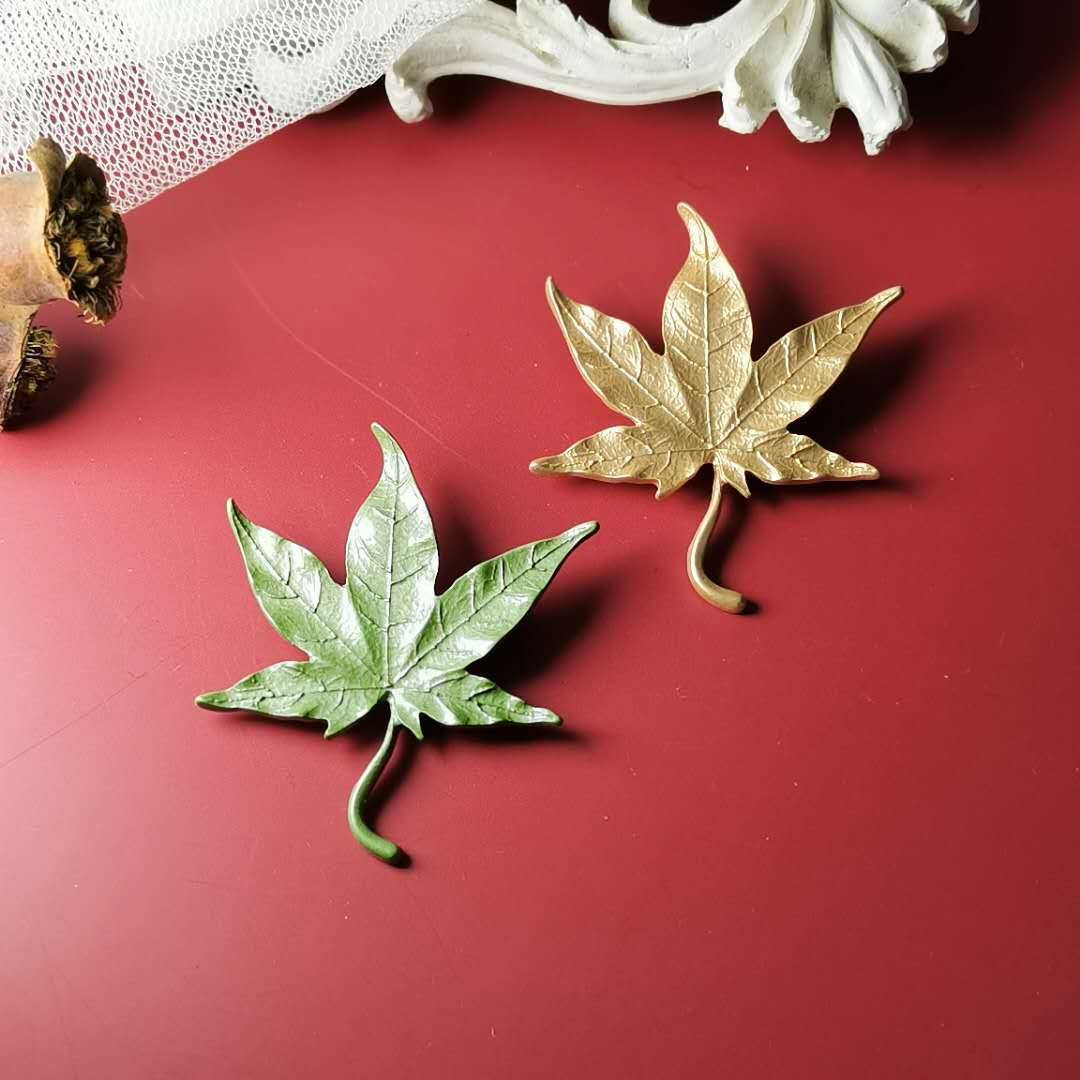 青岛欧美复古胸针哑光进枫叶烤漆浮雕胸针简约女古董文艺大衣别针|ms