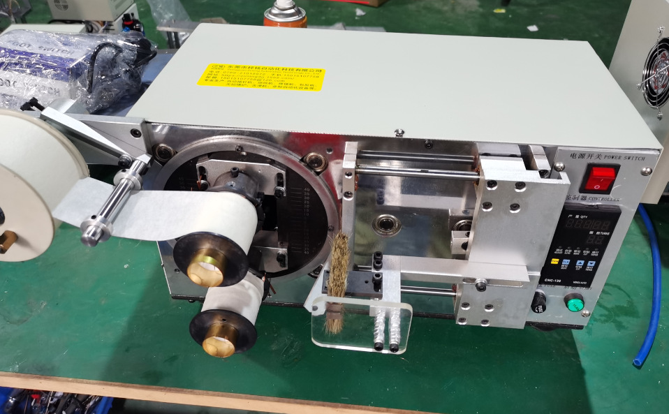 电机线圈自动包胶机双槽包胶机加重线圈自动包胶机加大产品包胶