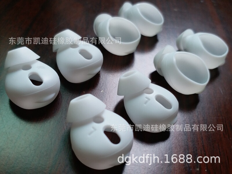 Low price supply in stock wholesale all kinds of mobile phone earplugs Bluetooth earplugs silicone earcaps 2 Generation 3 generation 4 generation