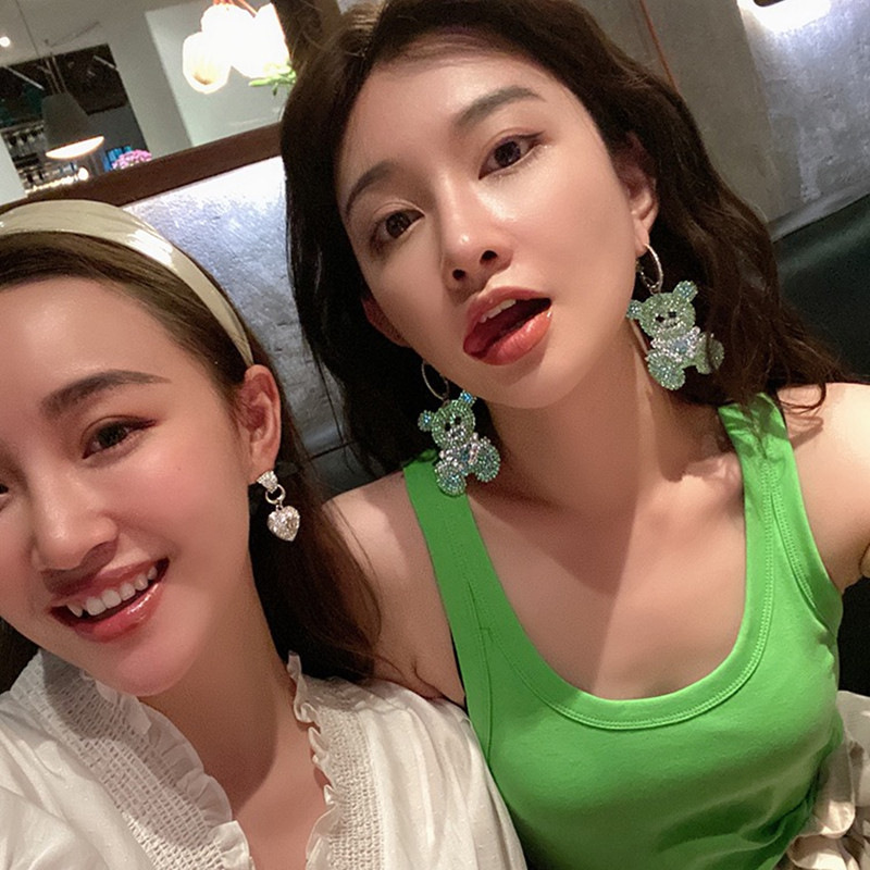 Flash Diamond Animal Cartoon Bear Poodle Puppy Earrings Sparkling Full Of Diamonds Exaggerated Silver Needle Earrings Wholesale Nihaojewelry display picture 1