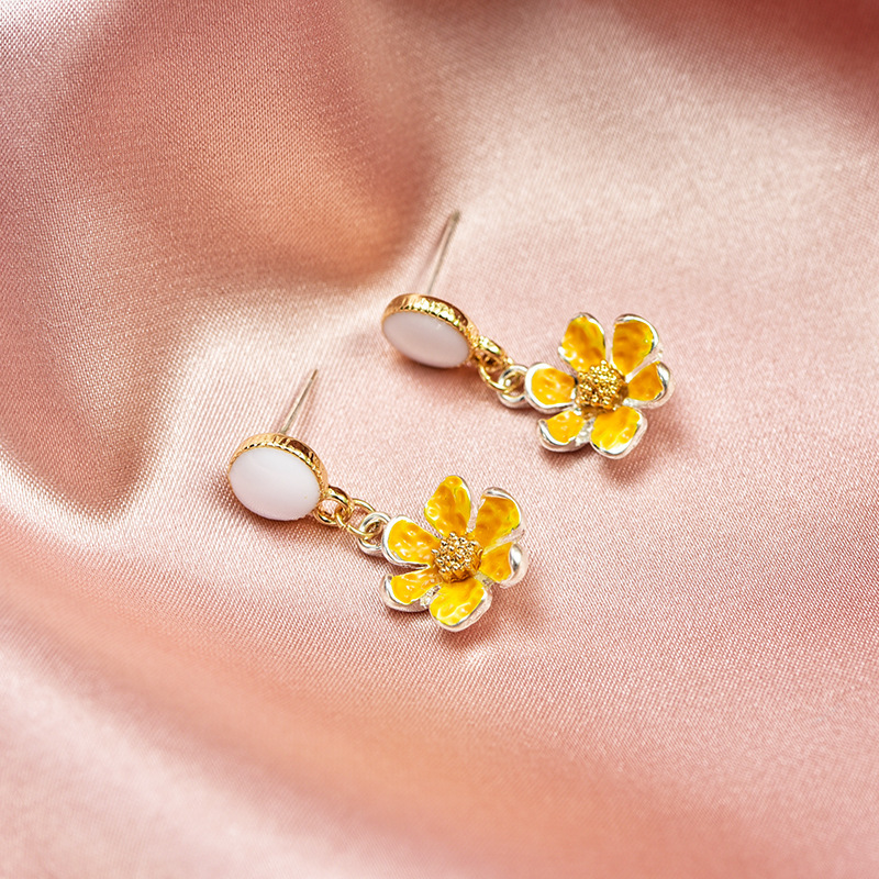 14889140579_1466717609