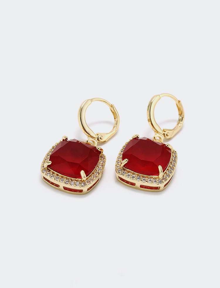 Fashion Simple Gold-plated Zircon Geometric Earrings Wholesale display picture 2