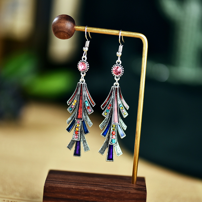 1 Pair Vintage Style Tassel Alloy Plating Inlay Artificial Diamond Women's Drop Earrings display picture 2