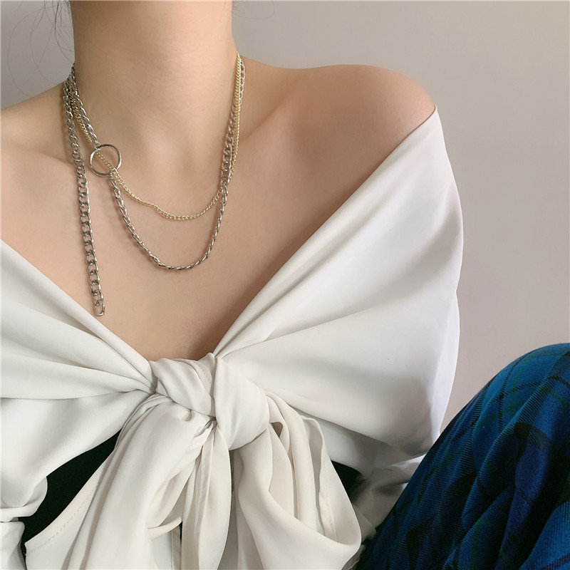 Small Fashion New Couple Gold And Silver Mixed Color Alloy Necklace Clavicle Chain display picture 2