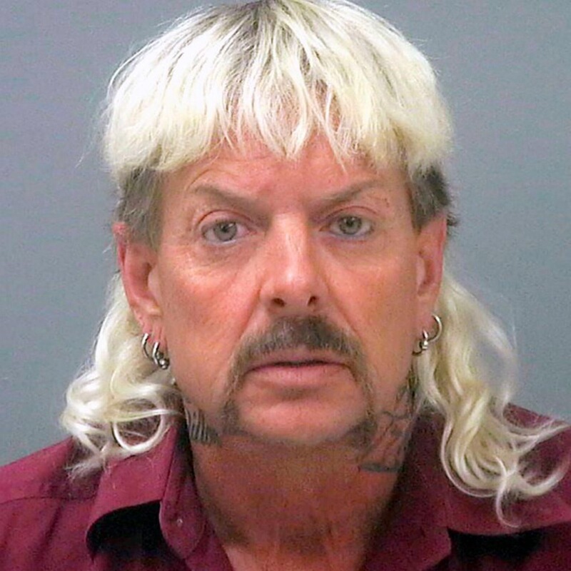 Amazon explosions Tiger King Joe Exotic wig with earrings beard factory wholesale chemical fiber full head cover Amazon explosions Tiger King Joe Exotic wig with earrings beard factory wholesale chemical fiber full head cover