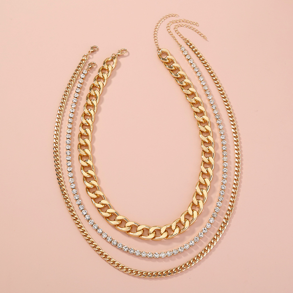 Fashion Hip-hop Simple Multi-layer Necklace Alloy Clavicle Chain display picture 3
