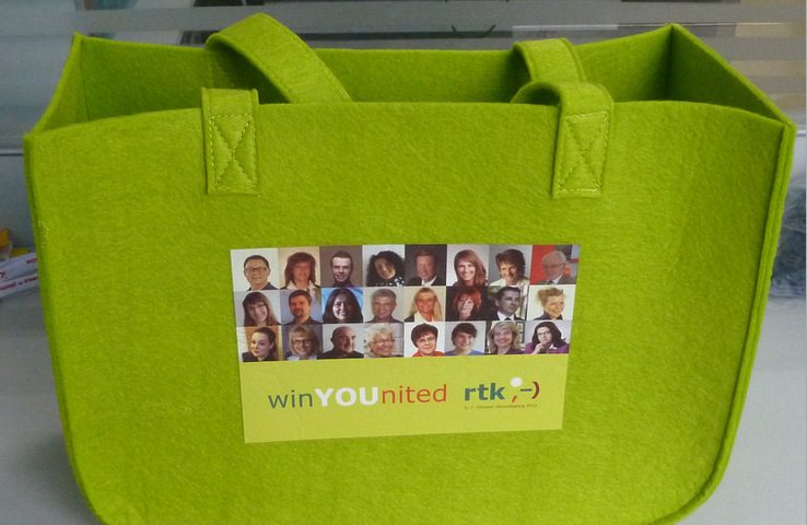 热转印烫画毛毡包  毛毡热升华印 logo 丝网印刷 镂空等技术