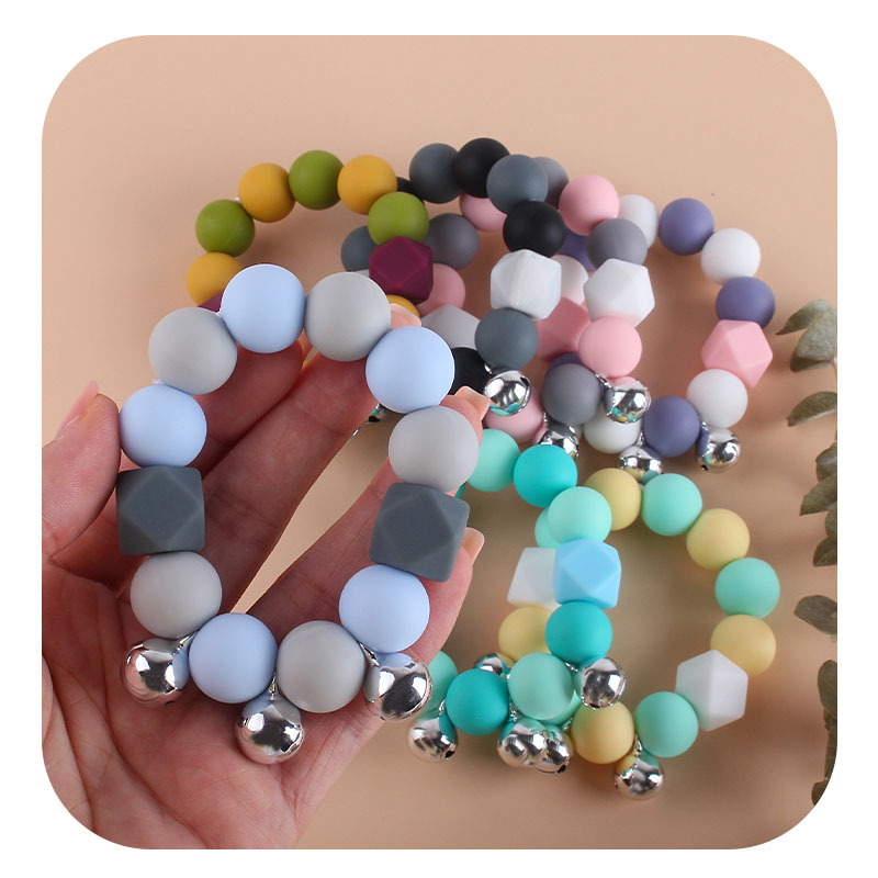 Bebé creativo sonando juguete mordedor Nueva campana de silicona teether pulsera dientes infantiles molienda palo