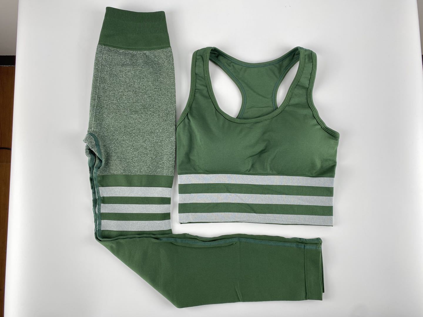 nuevo traje deportivo de dos piezas NSLX21578