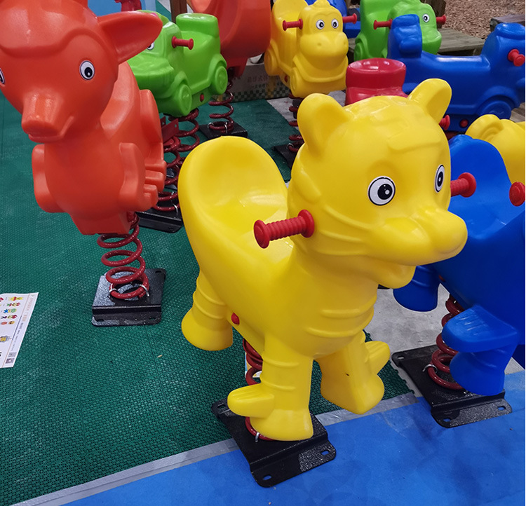 弹簧摇马实物图详情_38.jpg