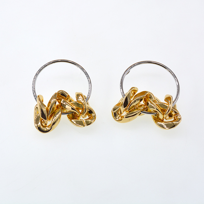 Chaîne Ovale Grand Cercle Boucles D&#39;oreilles Vent Froid Mode Boucles D&#39;oreilles En Gros Nihaojewelry display picture 5