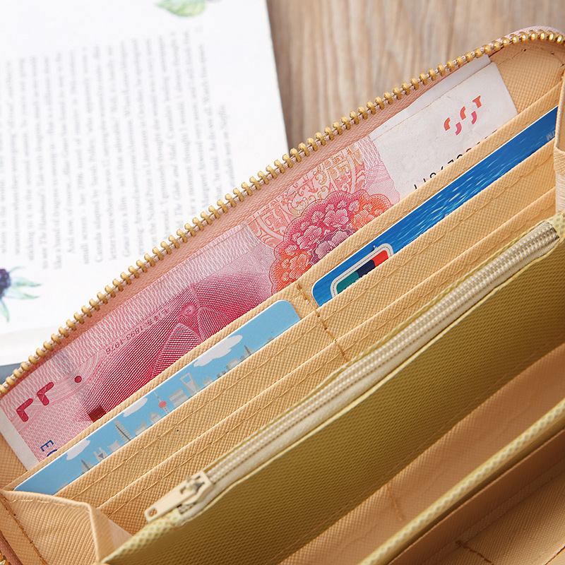 Korean Letter Hollow Heart Wallet display picture 30