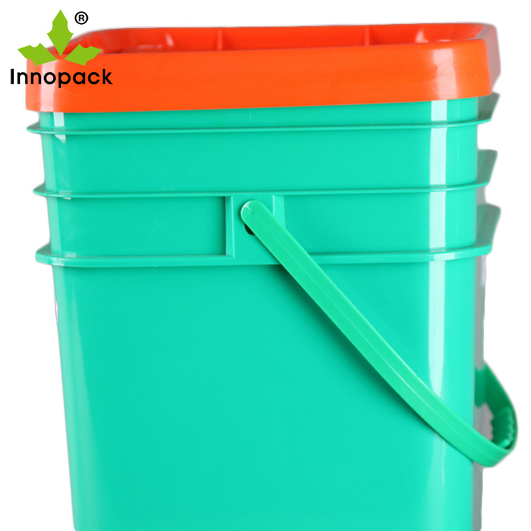 生产商供应20升方桶承重力强，不易变形。低价出售高质量产品