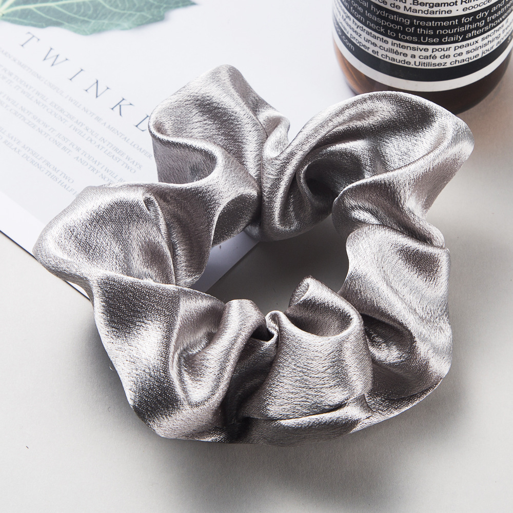 Korean Simple Fashion Satin Fabric Hair Ring Elastic Head Rope Solid Color Cheap Hair Ring Wholesale display picture 4