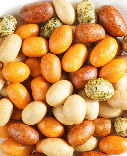 Gu Ru Zhi Fish Skin Peanuts Colorful Beans 210g Nuts Roasted Snacks New Year Snacks Full Box 24 Cans