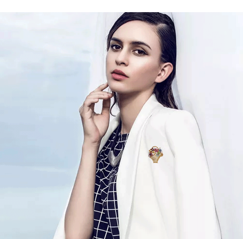 Flower Pattern Pin Flower Alloy Inlay Rhinestones Women's Brooches