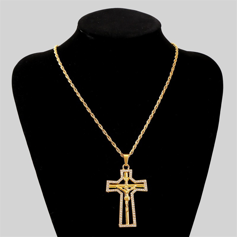 Creative Exaggerated Long Geometric Cross Item Hip Hop Chain Trend Pendant Jewelry Wholesale Nihaojewelry display picture 2