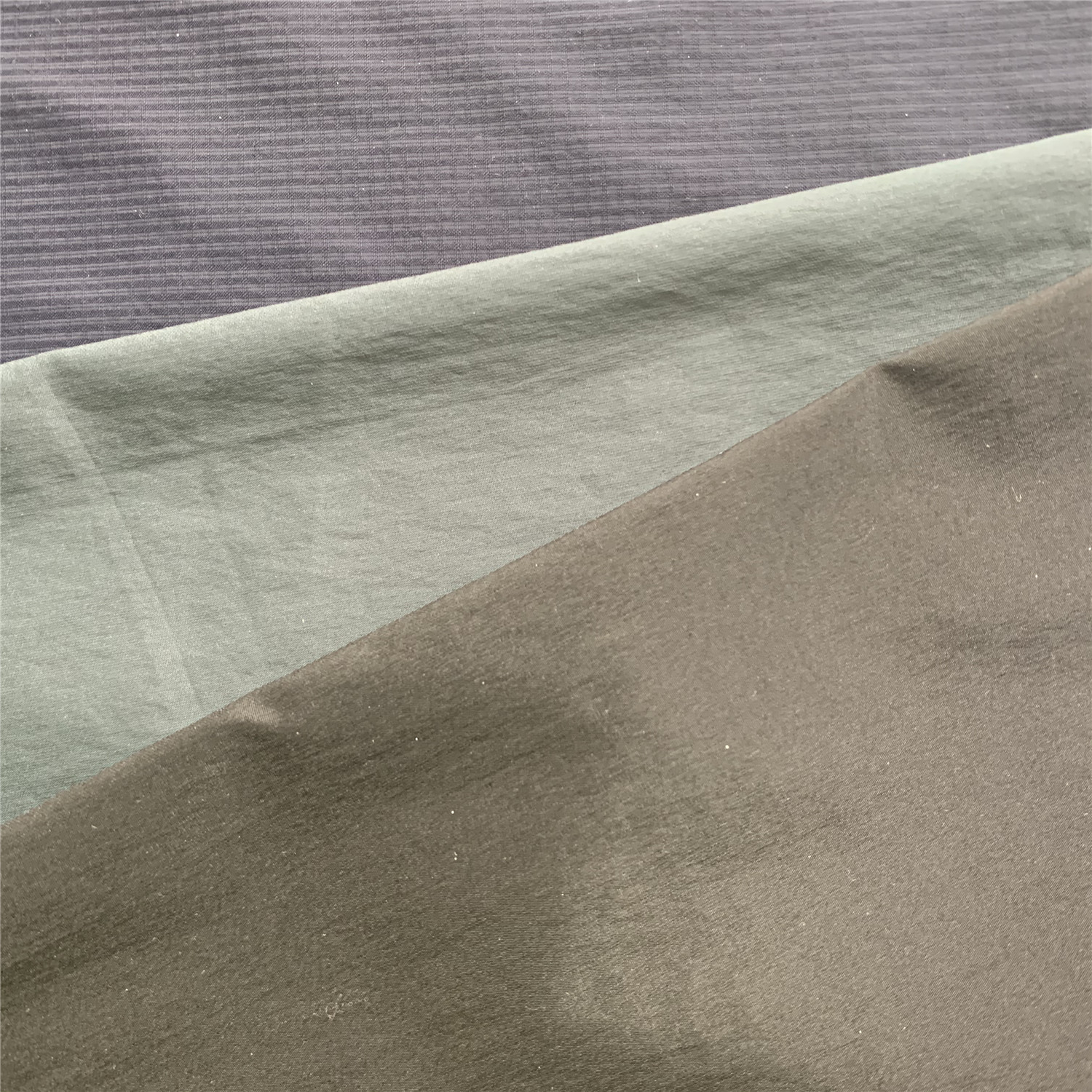 服装面料 尼龙纬弹布 超薄羽绒服面料防绒涂层