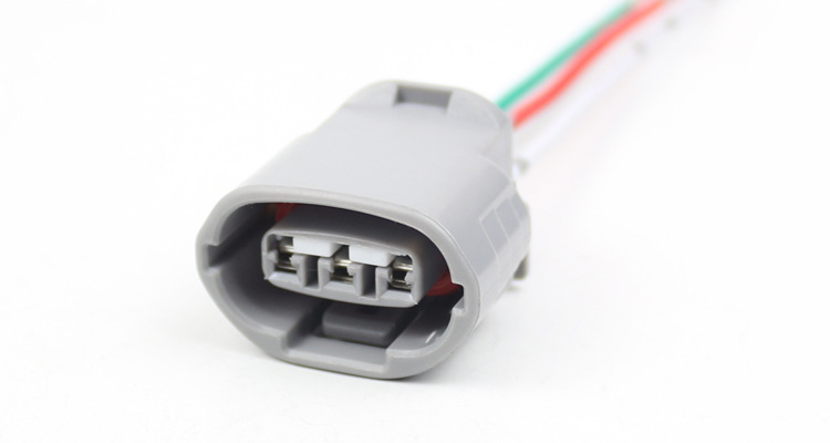 汽车发电机插座 三线三孔插头铜线