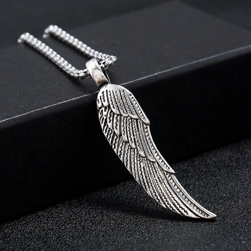 38g Weight Alloy Pendant Material Pendant Necklace Classification 201 Stainless Steel Chain Material 1 Piece Quantity Hip-hop Feather Plating Men's Pendant Necklace