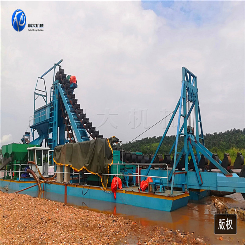 河道水库开采金子机械设备　水上选金船　挖斗链斗淘金水上平台