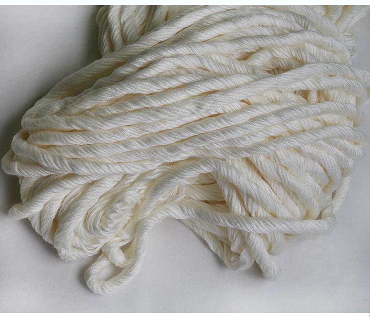 厂家现货供应腈纶冰岛毛纱线服装服饰围巾帽子纱线批发