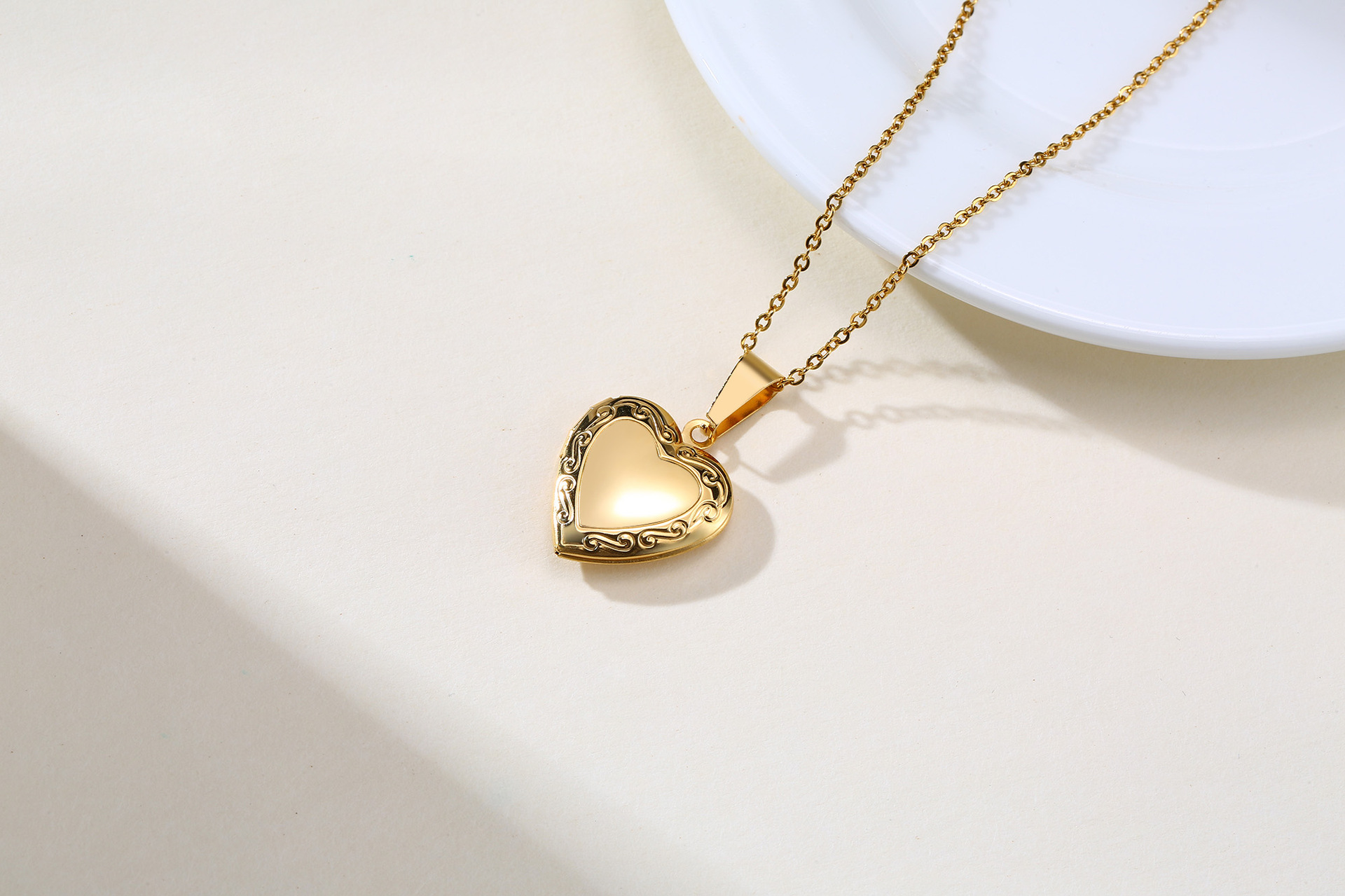 Simple Style Heart Shape Stainless Steel Plating Zircon Pendant Necklace 1 Piece display picture 11