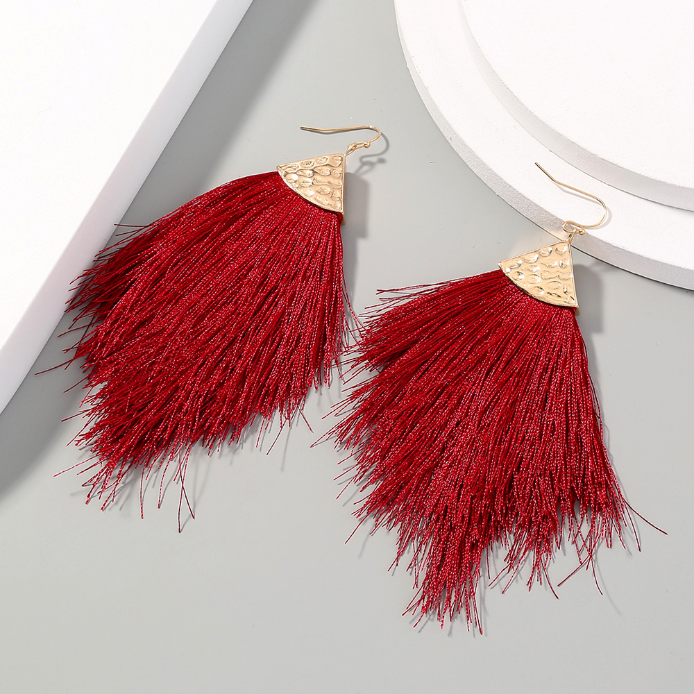 Boucles D&#39;oreilles Longues Pompons Style Bohème Vin Rouge Bouche De Poisson display picture 4