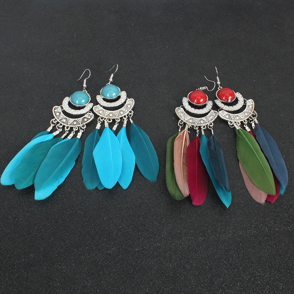 Retro Long Feather Earrings display picture 6