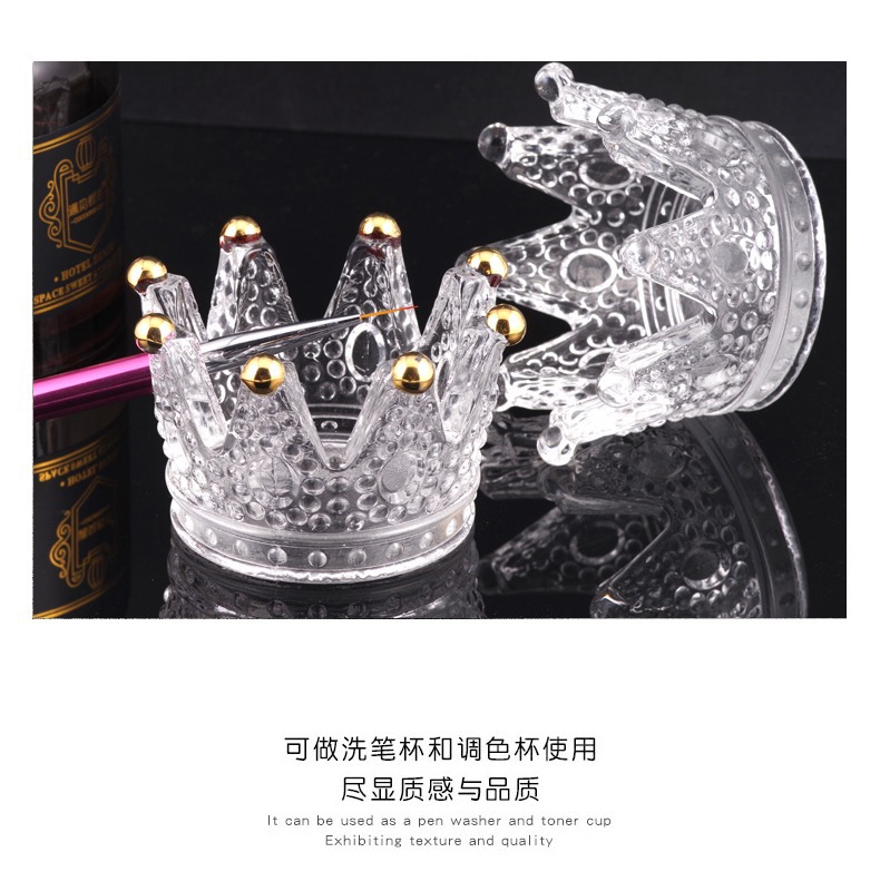 Manicura retro relieve corona titular de la pluma estilo japonés borde de oro cristal pluma titular cristal taza de lavado herramienta neto rojo