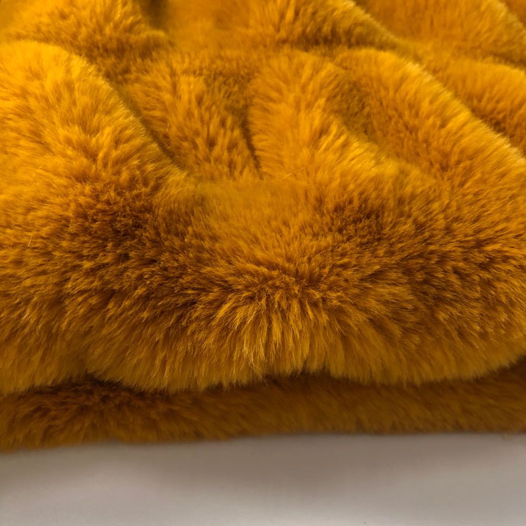 【厂家直销】氨纶兔毛 素色中兔毛 仿兔毛 时装毛毯玩具家纺面料