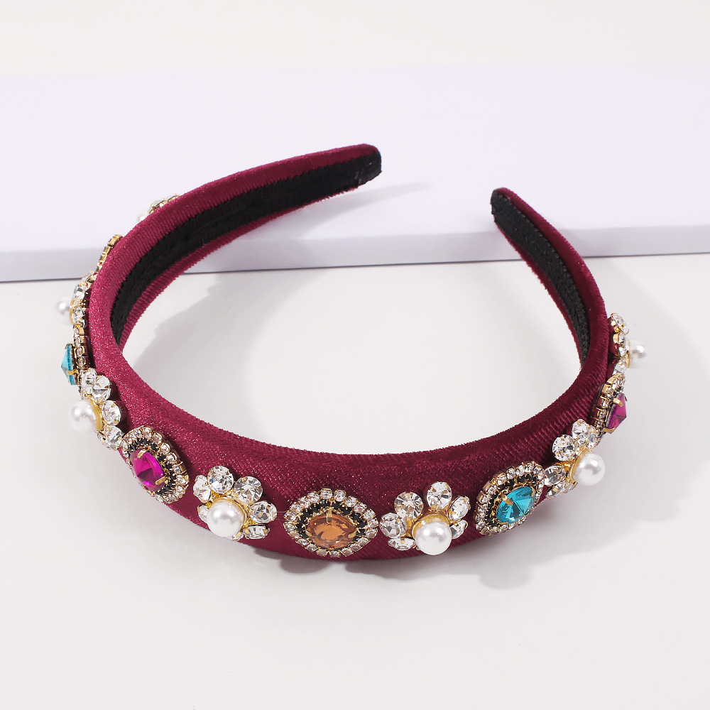 Pearl Gold Velvet Baroque Headband display picture 6