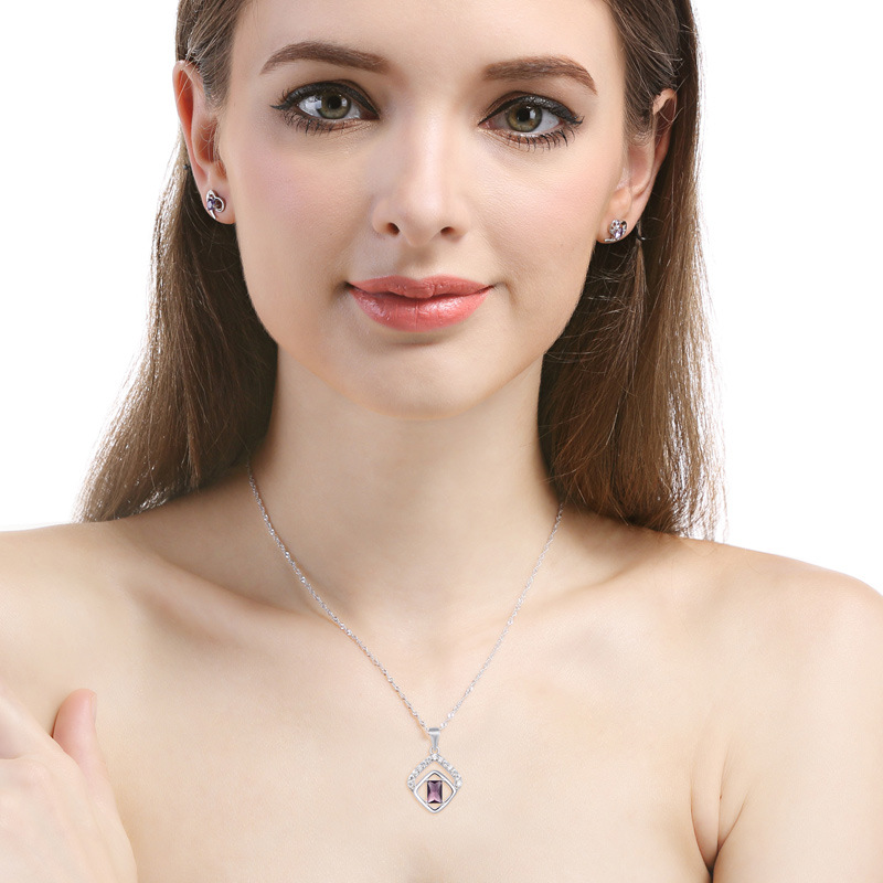 Japonés y coreano s925 collar de plata de la mujer elegante moda geométrica cristal colgante simple diamante incrustado joyería fuente fábrica