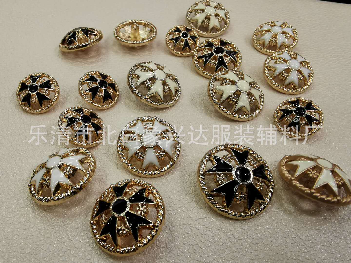 高档金属纽扣女士毛呢大衣风衣羊毛衫棉衣钮扣时尚经典针织衫扣子