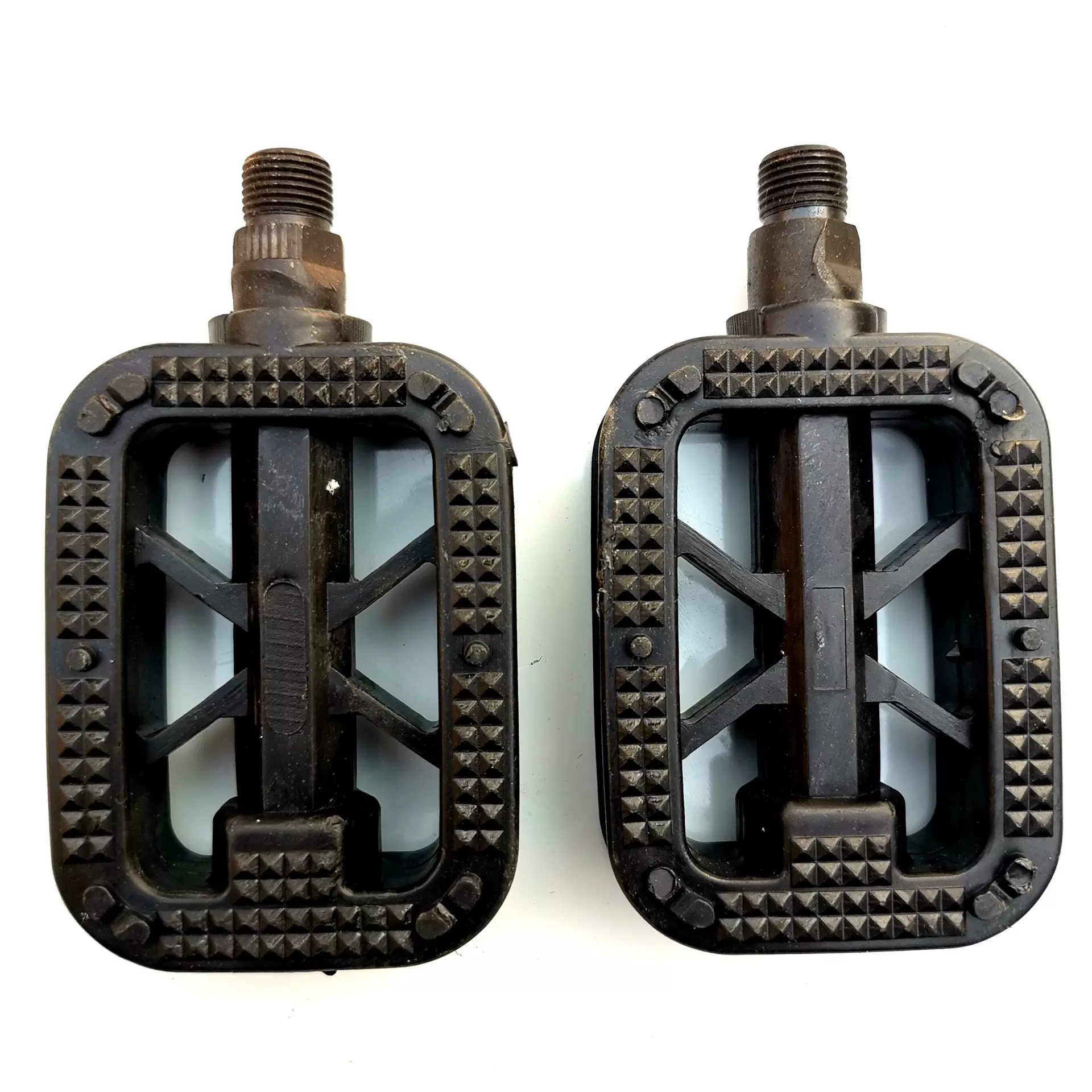 自行车塑料脚踏单车脚蹬/骑行装备用品配件装备燕军